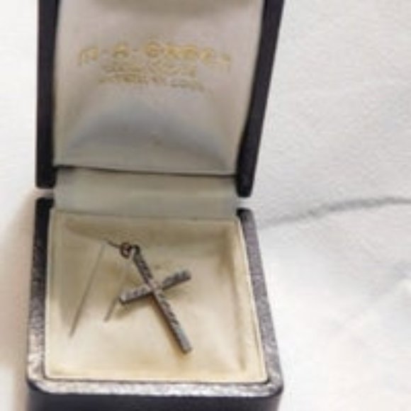 Vintage Cross Crucifix Pendant - Picture 1 of 7